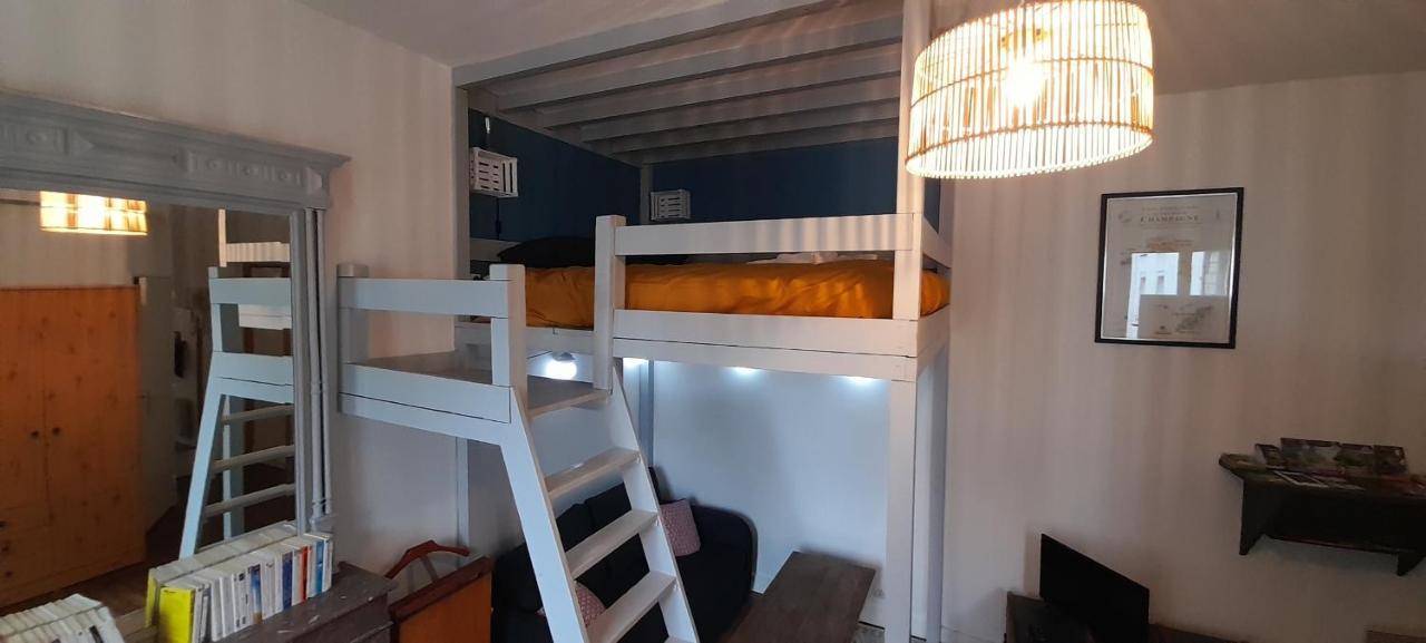 Suite du Jard 1 Reims Extérieur photo